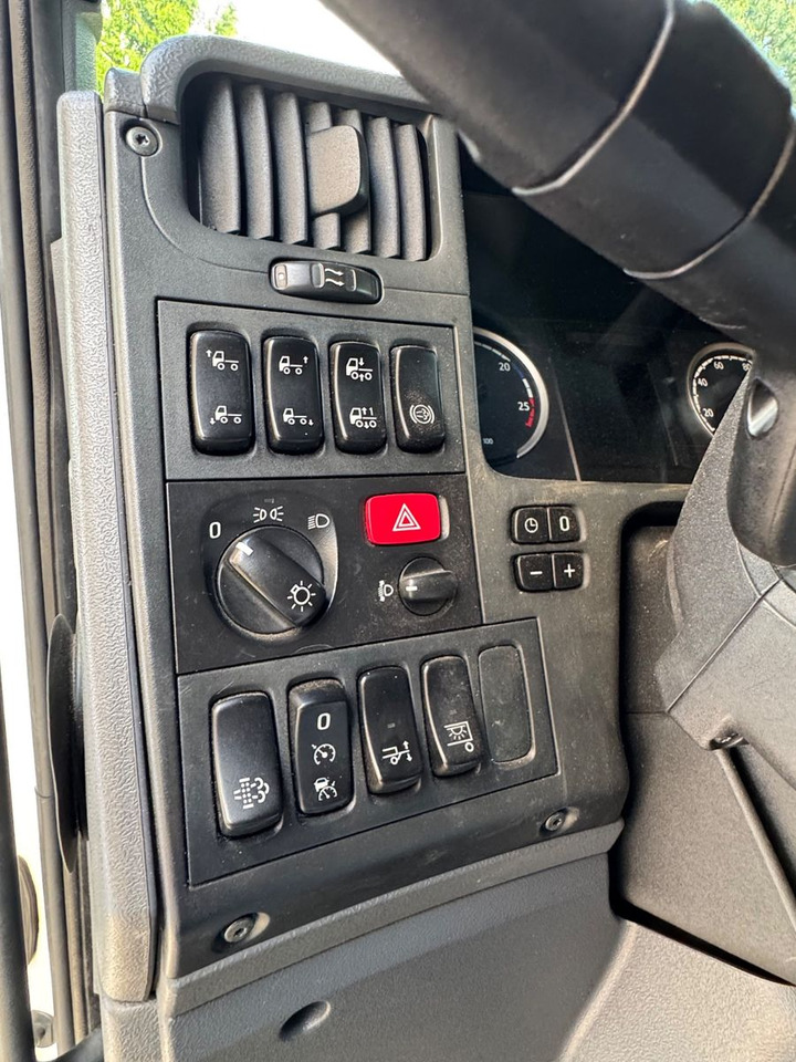Грузовик для перевозки напитков Scania G410/Lenk-Lift/2xLBW/inkl. Anhänger/Tüv-neu: фото 11
