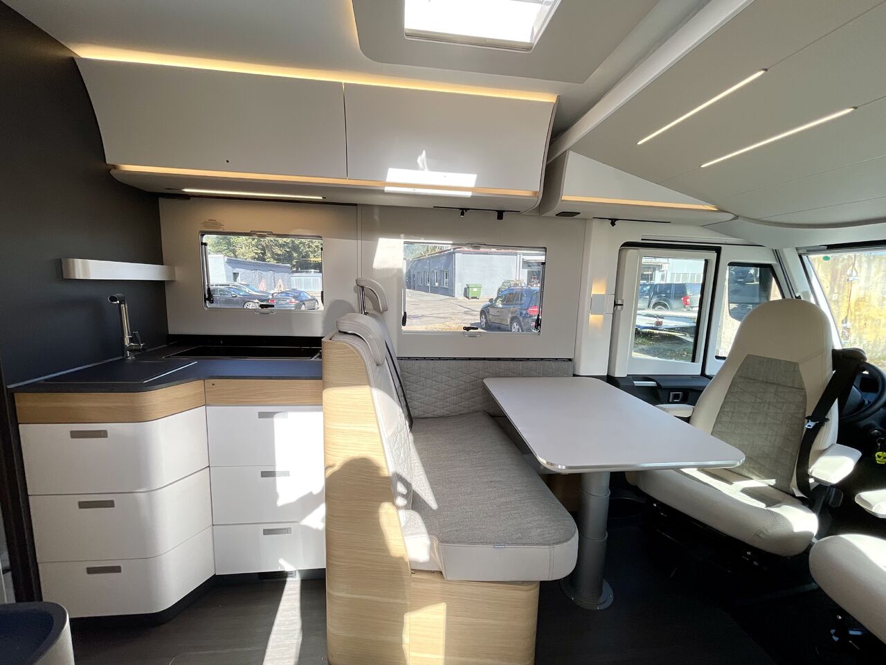 ADRIA Sonic Plus 700SL - Интегрированный автодом: фото 4 ADRIA Sonic Plus 700SL - Интегрированный автодом: фото 4