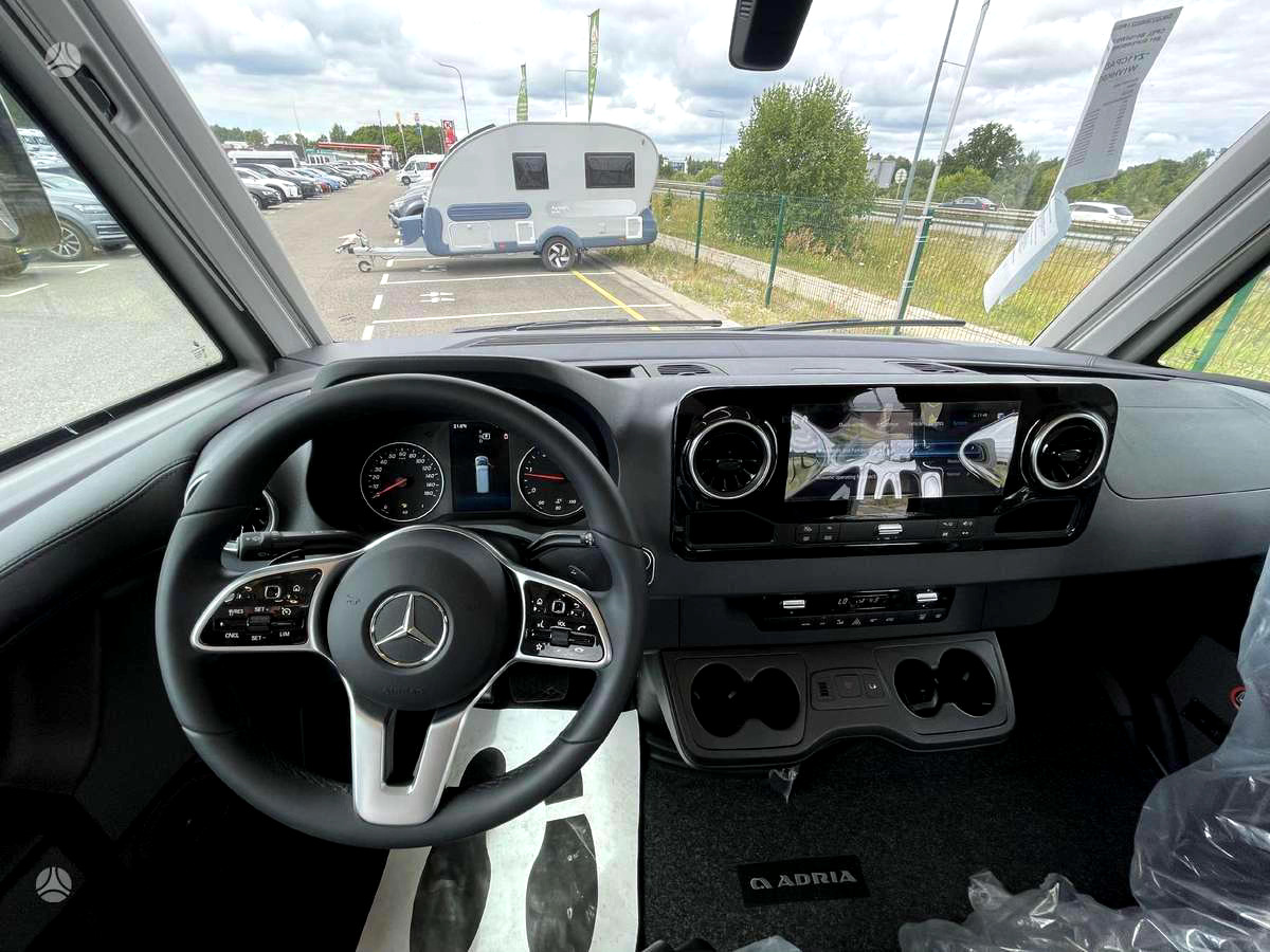 Интегрированный автодом Adria Super Sonic 780 SL: фото 20