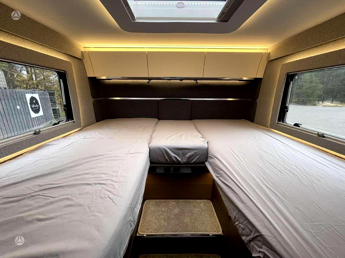 Интегрированный автодом Adria Super Sonic 780 SL: фото 10