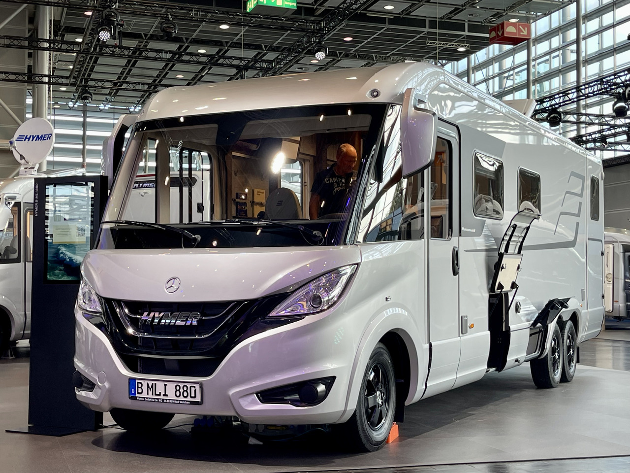 Hymer Hymer BMLI 880 MasterLine - Интегрированный автодом: фото 1 Hymer Hymer BMLI 880 MasterLine - Интегрированный автодом: фото 1