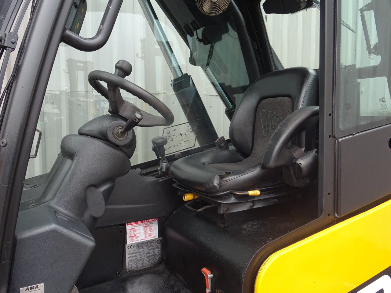 JCB TLT30D - Телескопический фронтальный погрузчик: фото 3 JCB TLT30D - Телескопический фронтальный погрузчик: фото 3
