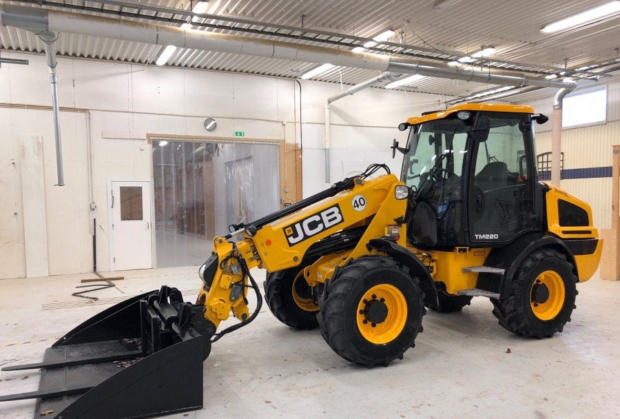 JCB TM220 - Телескопический фронтальный погрузчик: фото 1 JCB TM220 - Телескопический фронтальный погрузчик: фото 1