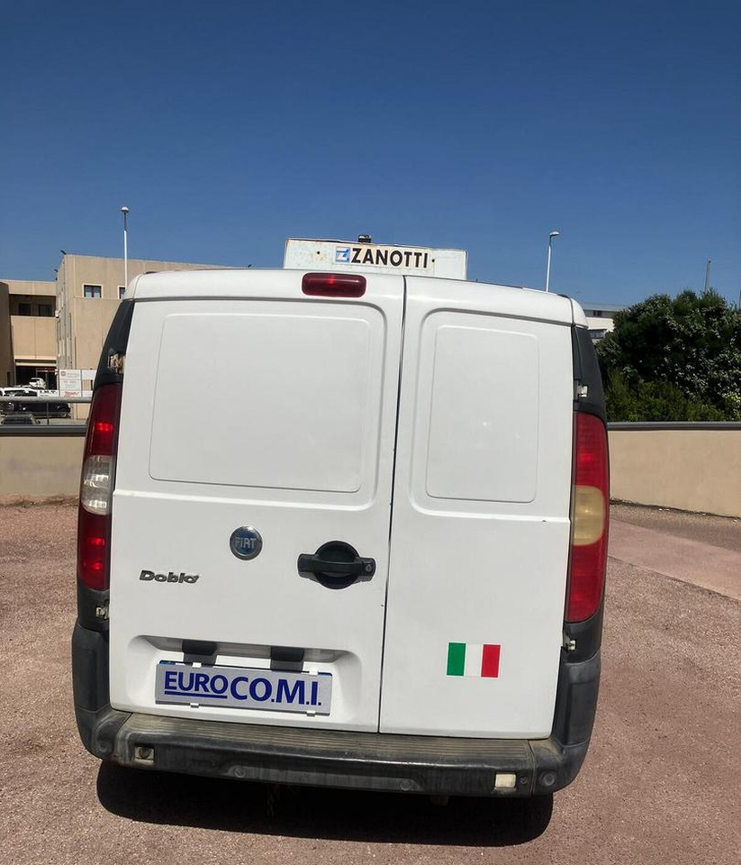 DOBLO' CON COIBENTAZIONE E GRUPPO FRIGO - Малотоннажный рефрижератор: фото 4 DOBLO' CON COIBENTAZIONE E GRUPPO FRIGO - Малотоннажный рефрижератор: фото 4