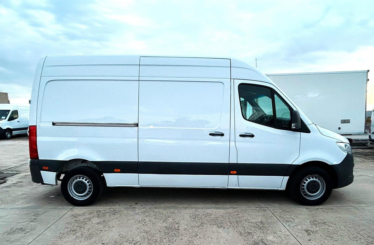 Mercedes Benz Sprinter 314 F 39/35 - Цельнометаллический фургон: фото 4 Mercedes Benz Sprinter 314 F 39/35 - Цельнометаллический фургон: фото 4