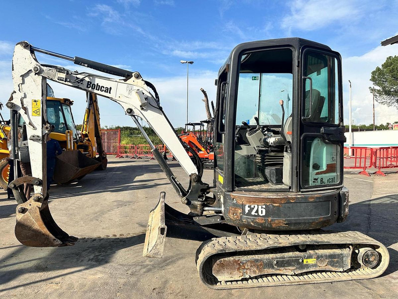 Bobcat E26 - Мини-экскаватор: фото 1 Bobcat E26 - Мини-экскаватор: фото 1