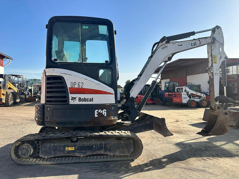 Bobcat E26 - Мини-экскаватор: фото 4 Bobcat E26 - Мини-экскаватор: фото 4