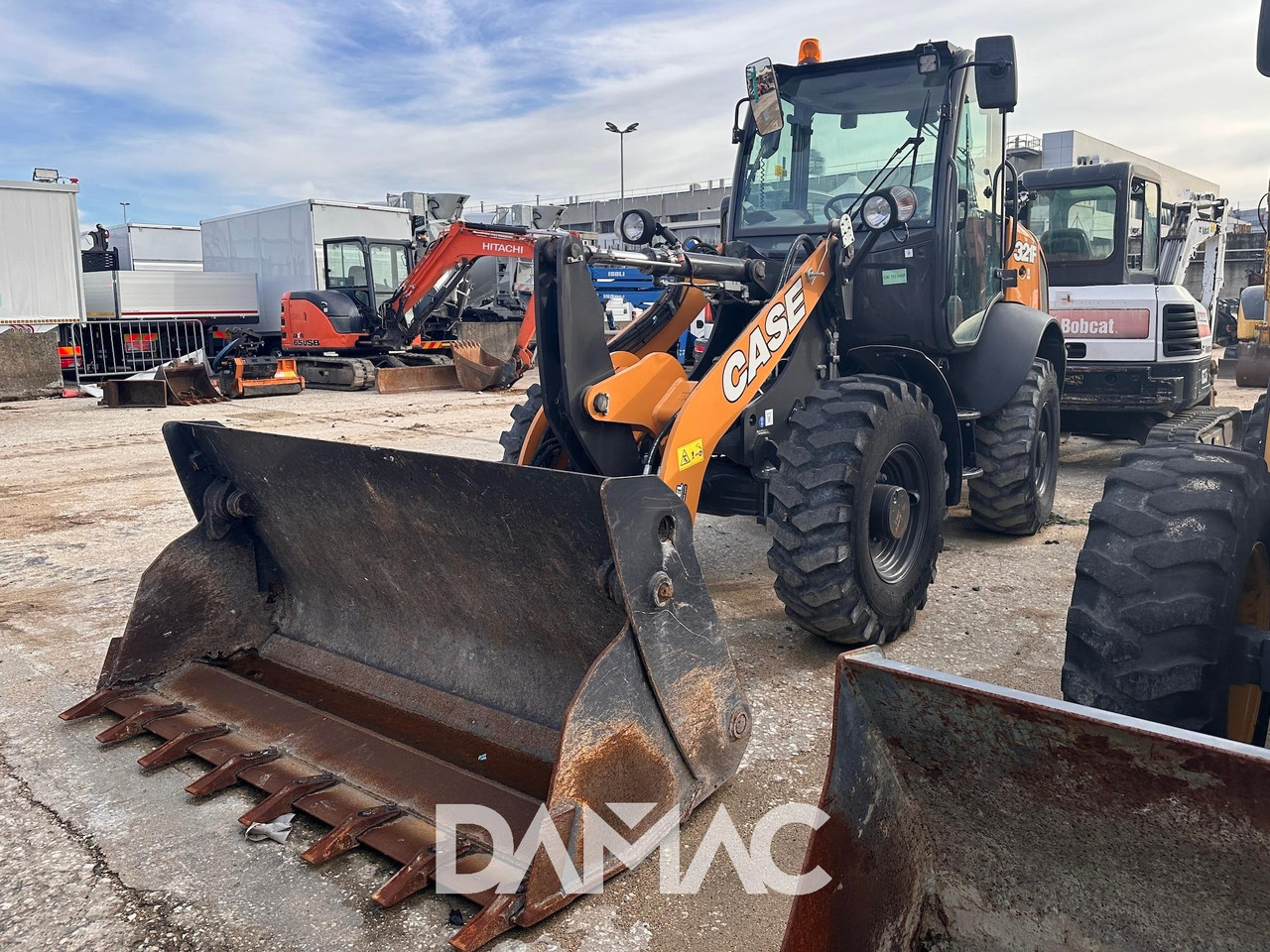 CASE 321F - Колёсный погрузчик: фото 4 CASE 321F - Колёсный погрузчик: фото 4