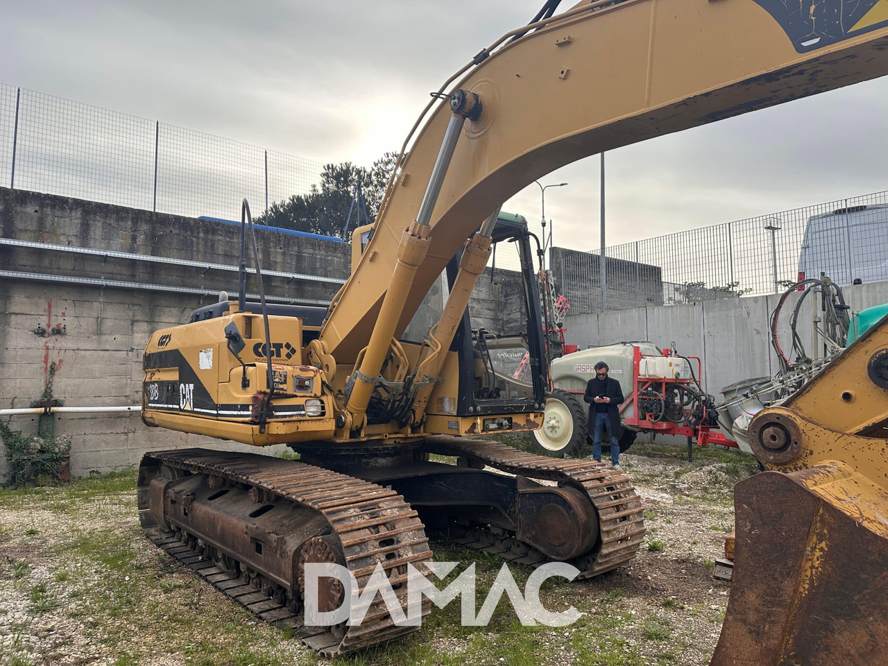 CATERPILLAR 318B - Гусеничный экскаватор: фото 4 CATERPILLAR 318B - Гусеничный экскаватор: фото 4