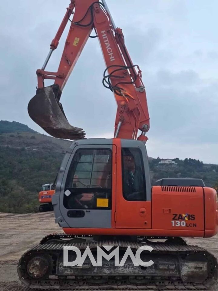 HITACHI ZX130 - Гусеничный экскаватор: фото 2 HITACHI ZX130 - Гусеничный экскаватор: фото 2