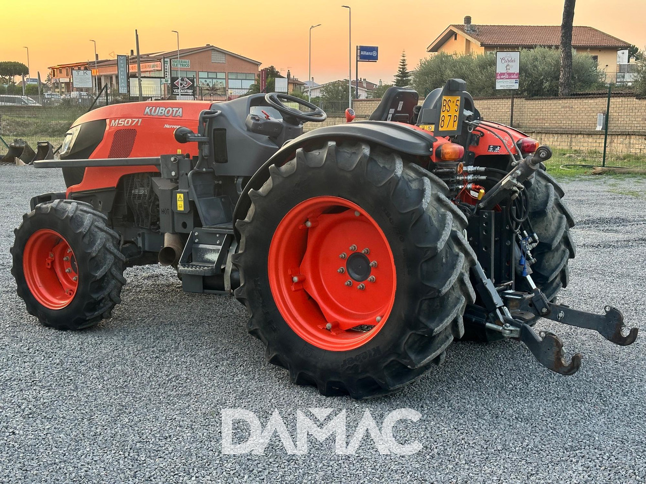 KUBOTA M5071 - Минитрактор: фото 2 KUBOTA M5071 - Минитрактор: фото 2