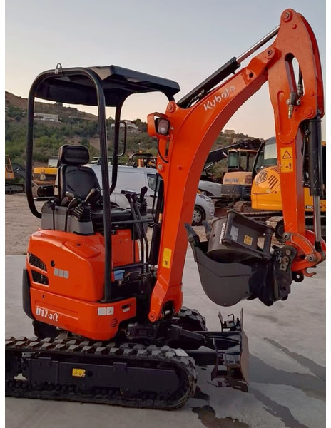 Kubota U17-3a - Мини-экскаватор: фото 1 Kubota U17-3a - Мини-экскаватор: фото 1