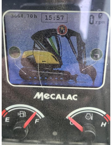 Mecalac 6MCR - Мини-экскаватор: фото 4 Mecalac 6MCR - Мини-экскаватор: фото 4