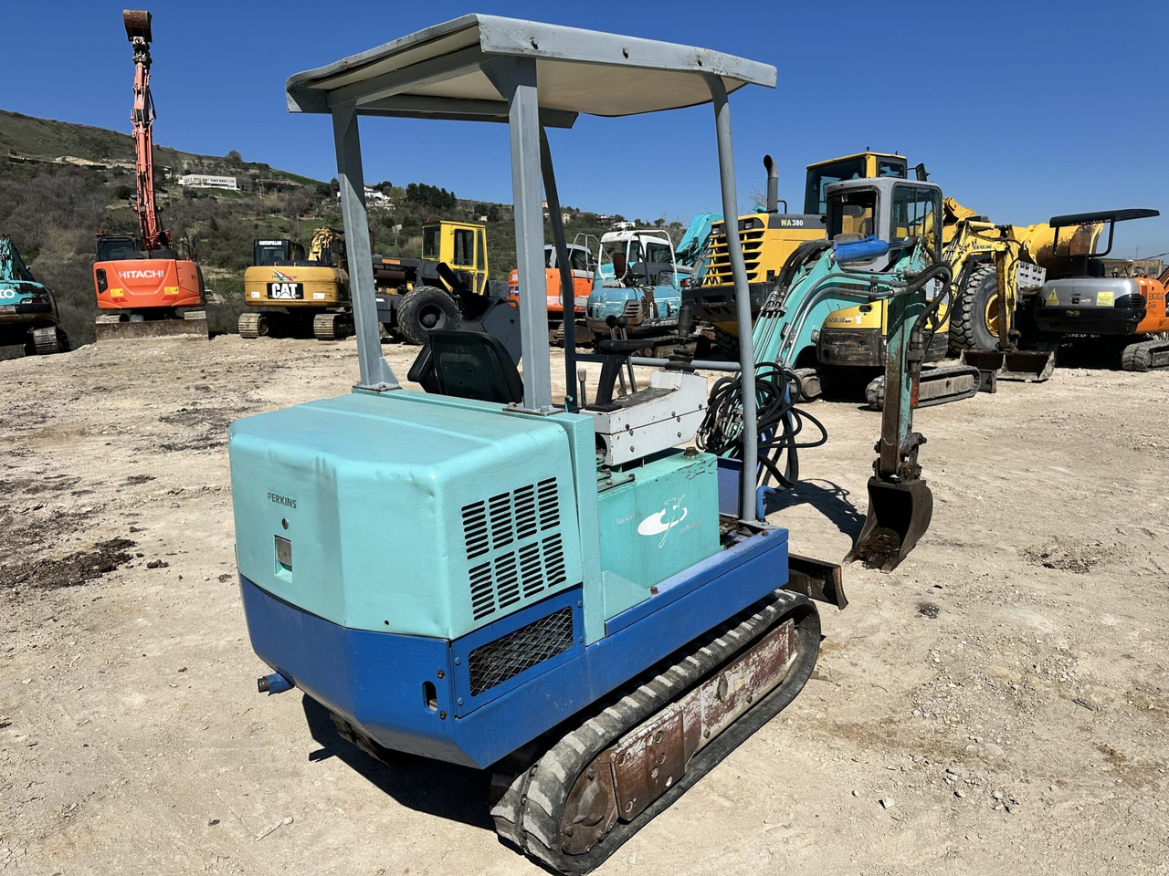 UTEX 1.3 - Мини-экскаватор: фото 2 UTEX 1.3 - Мини-экскаватор: фото 2