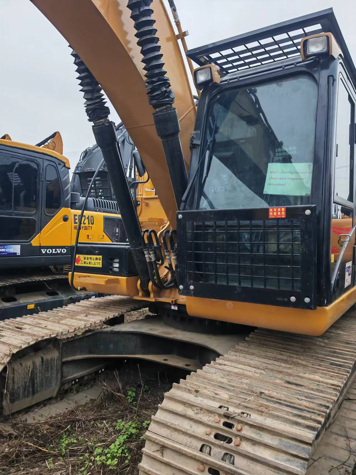 Гусеничный экскаватор CATERPILLAR 320D2: фото 6