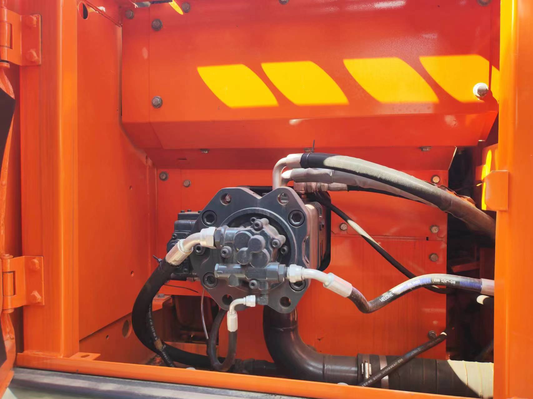 DOOSAN DX225 лизинг DOOSAN DX225: фото 9 DOOSAN DX225 лизинг DOOSAN DX225: фото 9