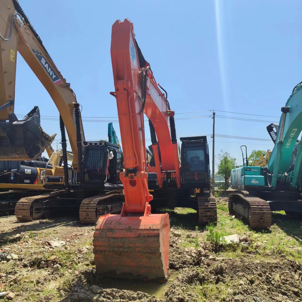 HITACHI ZX350 - Гусеничный экскаватор: фото 2 HITACHI ZX350 - Гусеничный экскаватор: фото 2