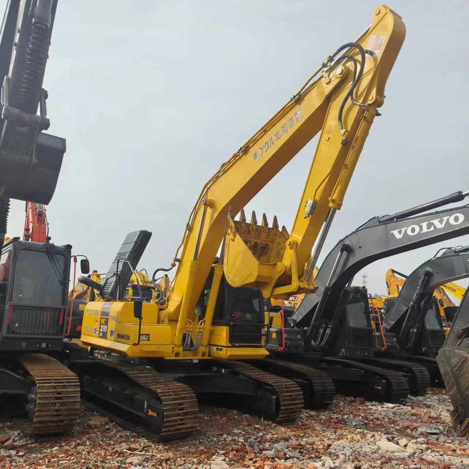 KOMATSU PC210LC - Гусеничный экскаватор: фото 1 KOMATSU PC210LC - Гусеничный экскаватор: фото 1