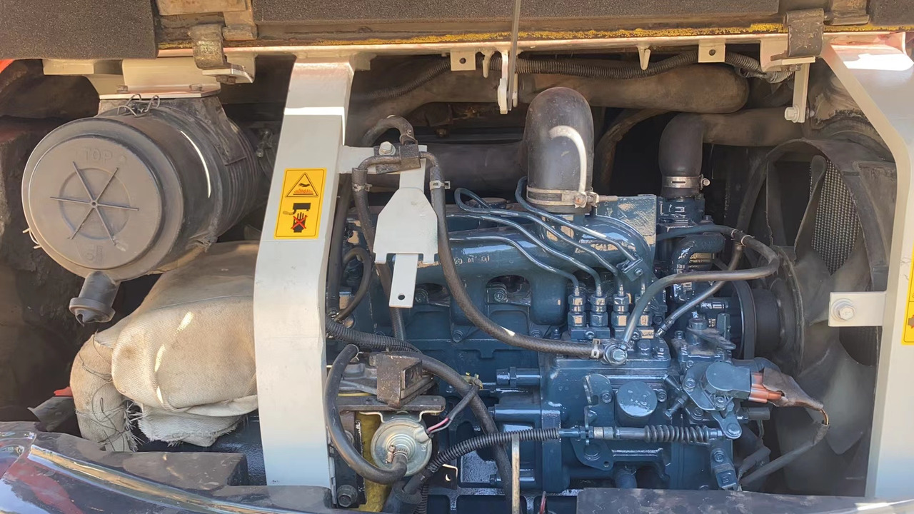 Мини-экскаватор KUBOTA KX155: фото 6 Мини-экскаватор KUBOTA KX155: фото 6