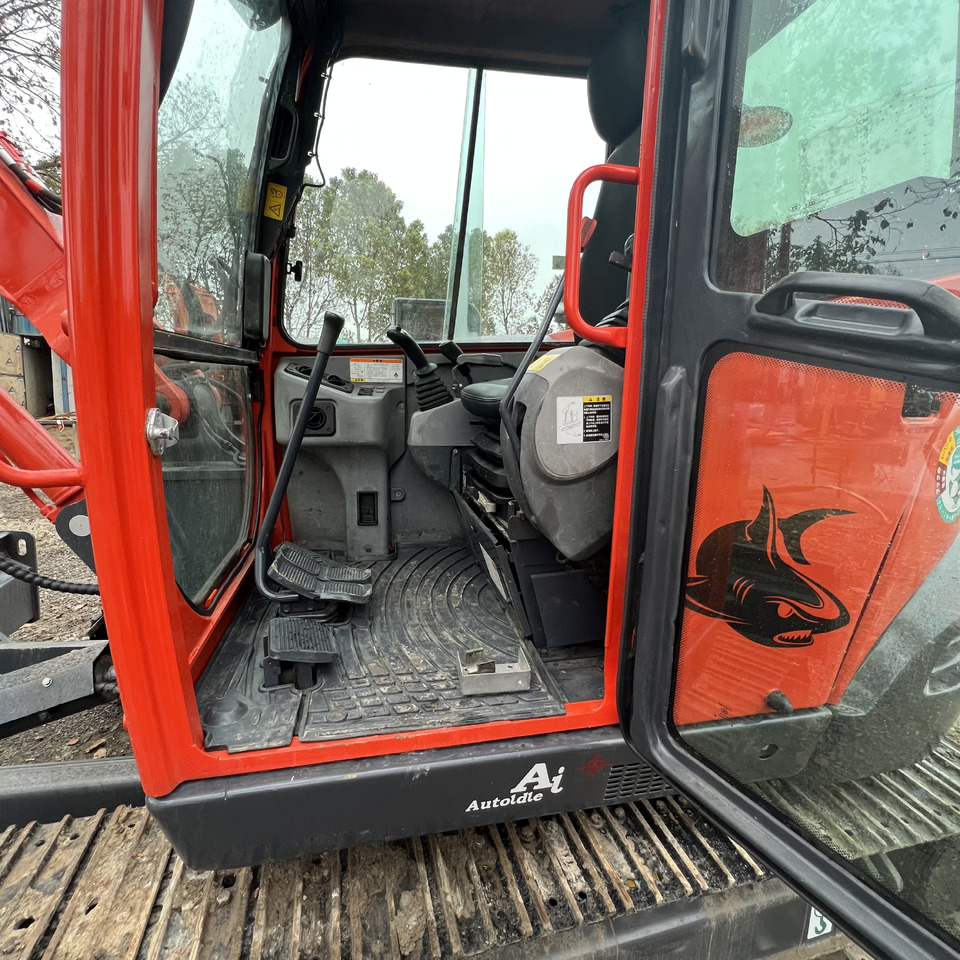 Гусеничный экскаватор KUBOTA KX185: фото 9