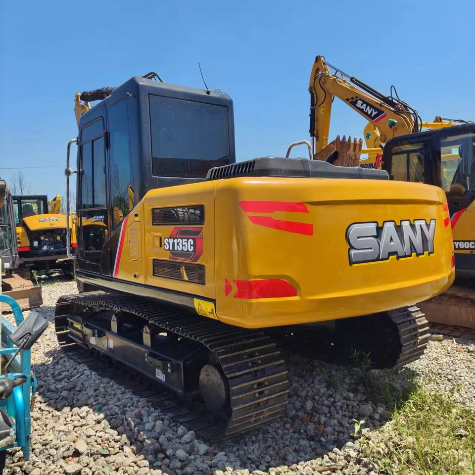 SANY SY135C - Гусеничный экскаватор: фото 2 SANY SY135C - Гусеничный экскаватор: фото 2