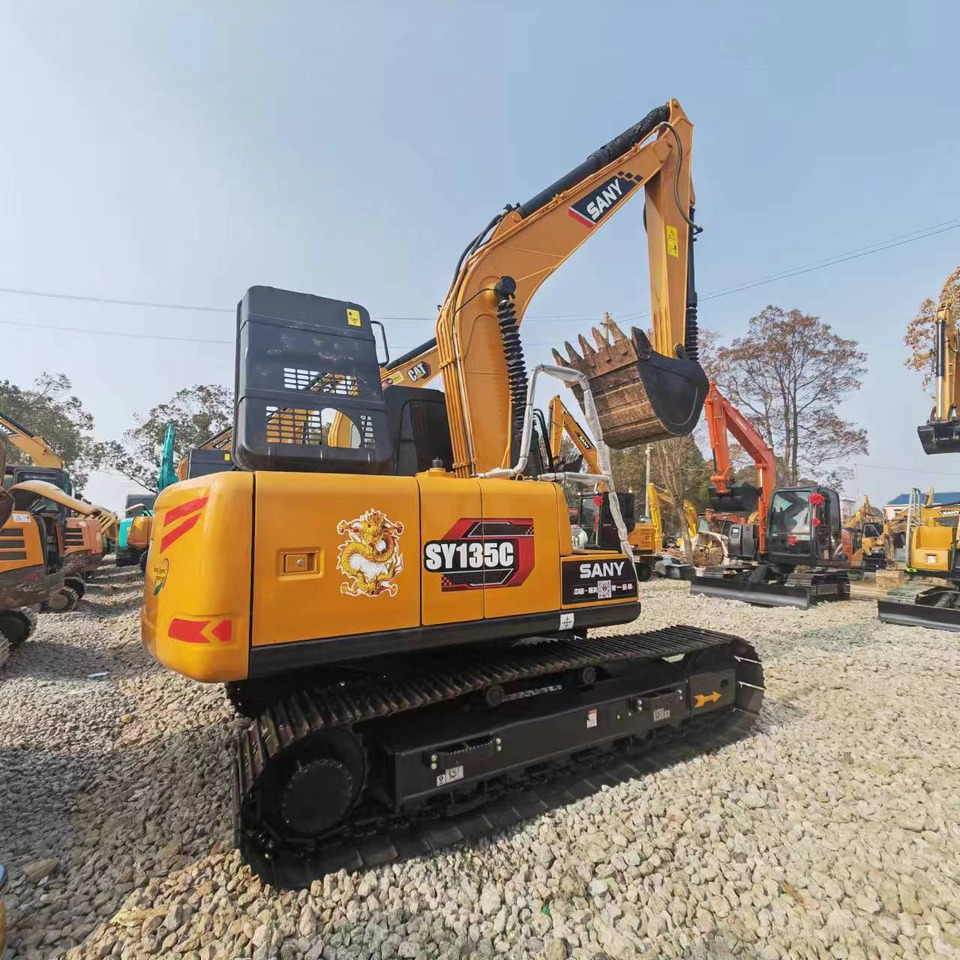SANY SY135C - Гусеничный экскаватор: фото 1 SANY SY135C - Гусеничный экскаватор: фото 1