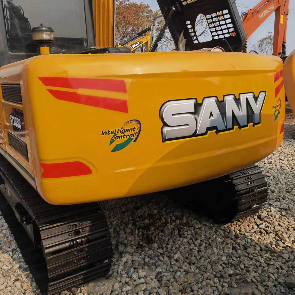 SANY SY135C - Гусеничный экскаватор: фото 2 SANY SY135C - Гусеничный экскаватор: фото 2