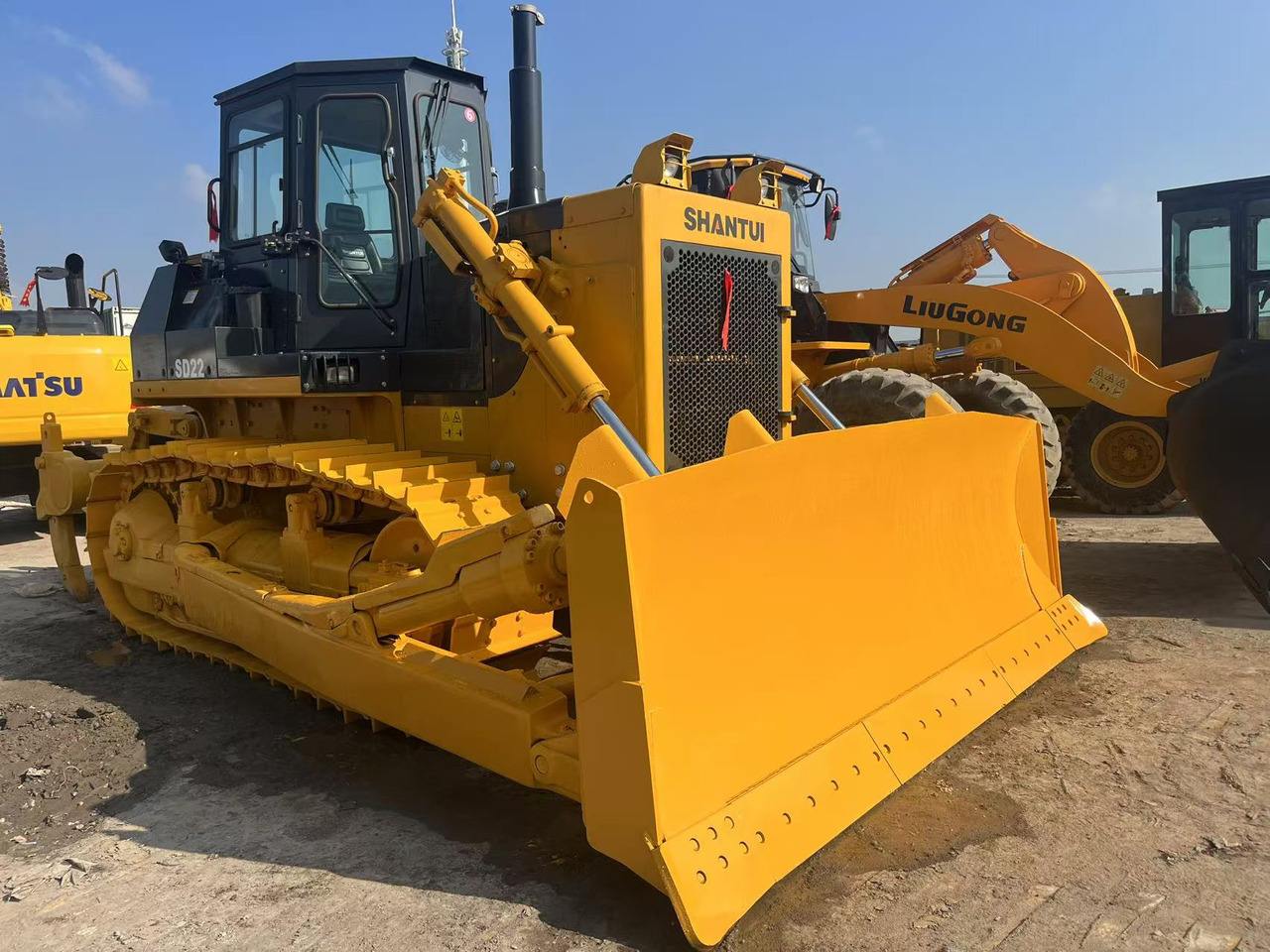 Бульдозер SHANTUI SD22: фото 1