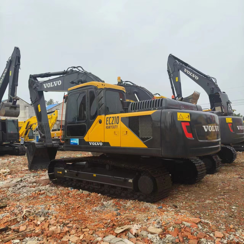 Volvo EC210 - Гусеничный экскаватор: фото 4 Volvo EC210 - Гусеничный экскаватор: фото 4