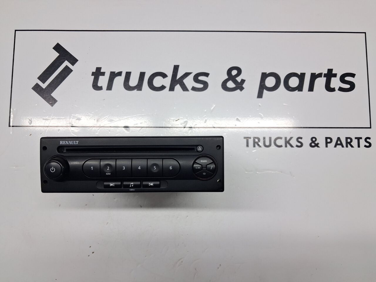 DELPHI RADIO DELPHI RADIOODTWARZACZ CD 12V RENAULT PREMIUM MIDLUM GAMA T ORYGINAŁ - Кабина и интерьер для Грузовиков: фото 1 DELPHI RADIO DELPHI RADIOODTWARZACZ CD 12V RENAULT PREMIUM MIDLUM GAMA T ORYGINAŁ - Кабина и интерьер для Грузовиков: фото 1