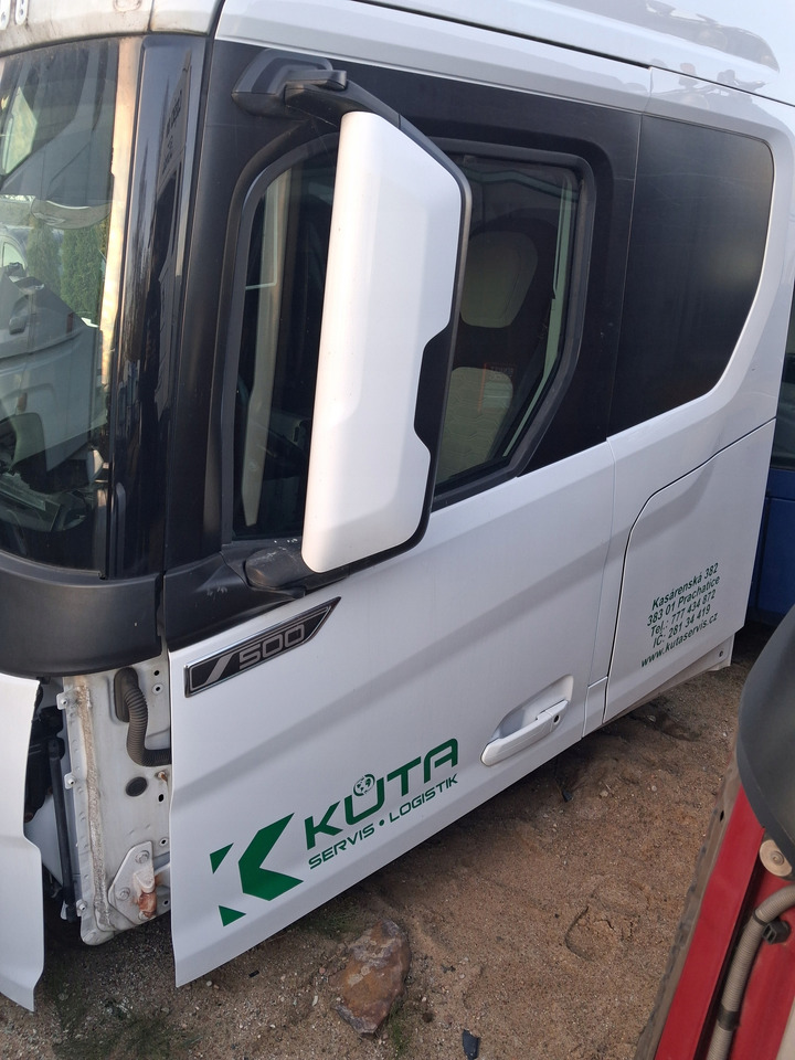 FORD KOMPLETNE LEWE FORD F-MAX 500 TRUCKS EURO 6 - Дверь и запчасти: фото 1 FORD KOMPLETNE LEWE FORD F-MAX 500 TRUCKS EURO 6 - Дверь и запчасти: фото 1