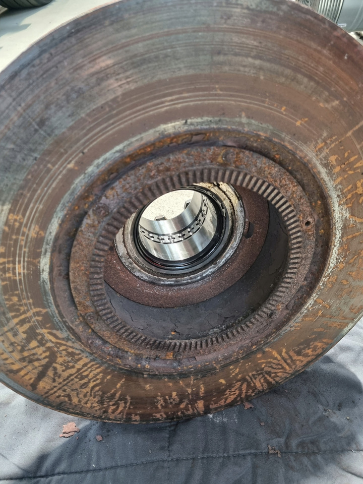 FORD PIASTA KOMPLETNA TYŁ FORD F-MAX CARGO - Ступица для Грузовиков: фото 5 FORD PIASTA KOMPLETNA TYŁ FORD F-MAX CARGO - Ступица для Грузовиков: фото 5