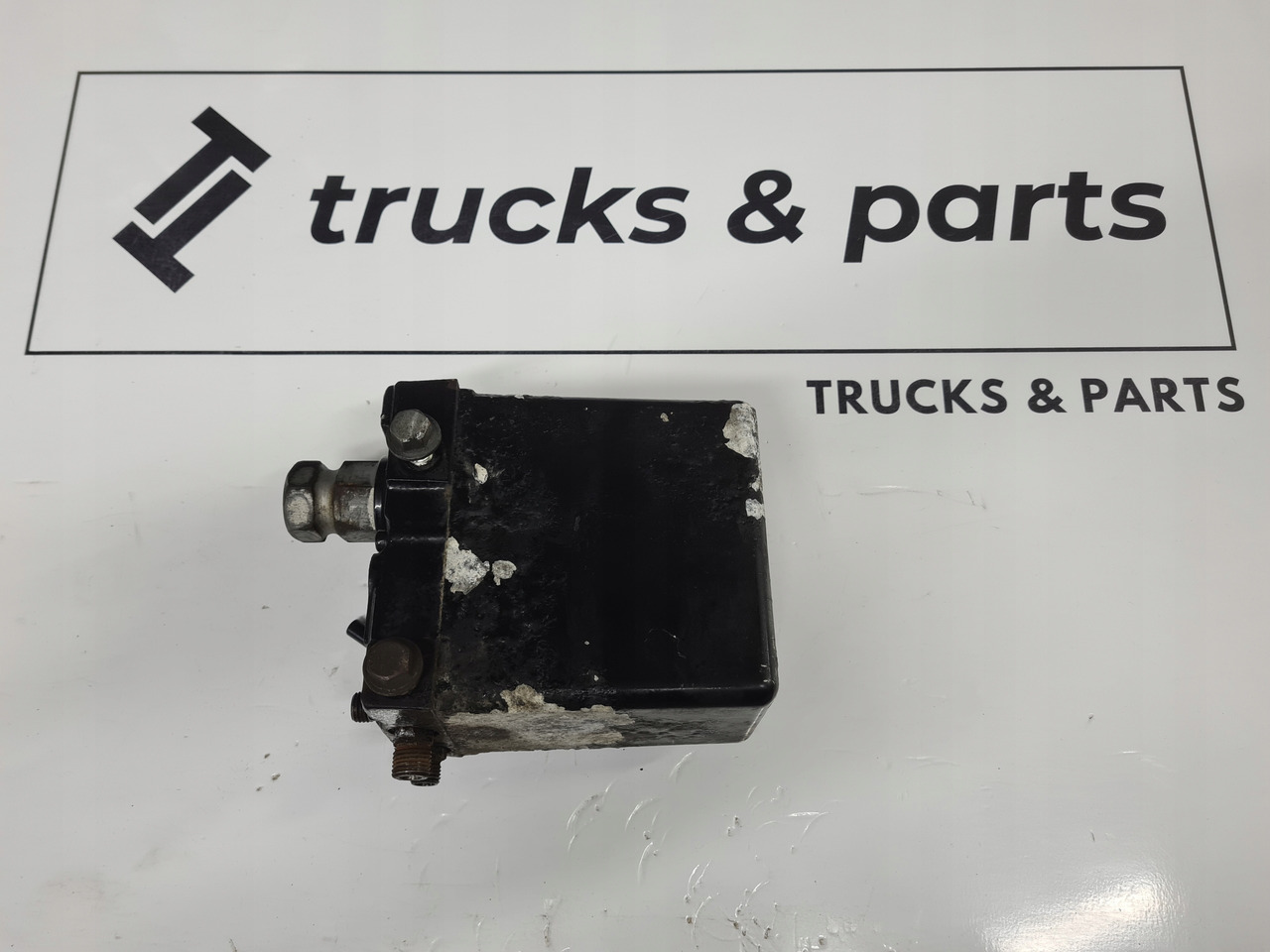 FORD POMPKA PODNOSZENIA KABINY FORD F-MAX 500 TRUCKS - Подвеска кабины для Грузовиков: фото 1 FORD POMPKA PODNOSZENIA KABINY FORD F-MAX 500 TRUCKS - Подвеска кабины для Грузовиков: фото 1