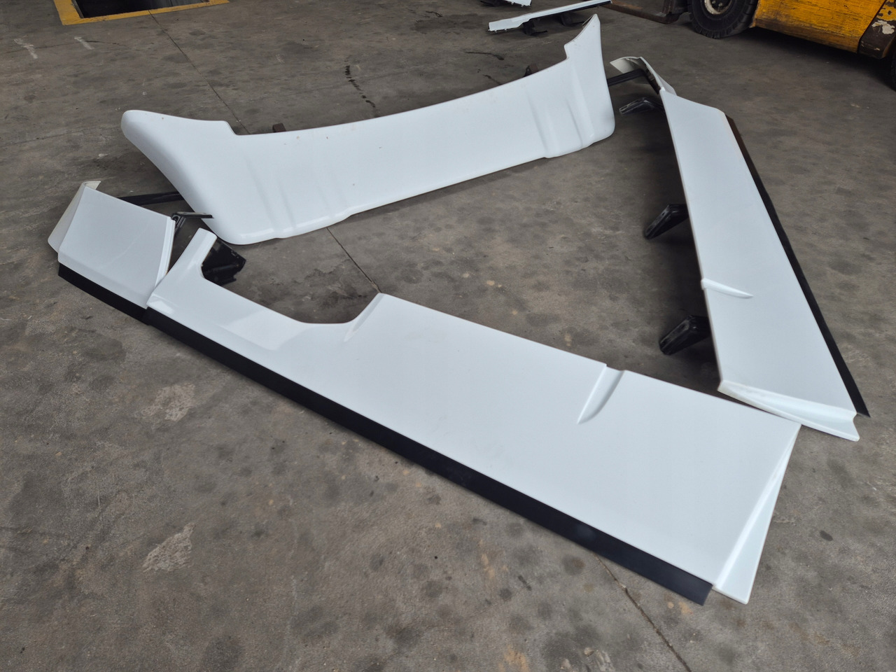 FORD SPOILERY OWIEWKI KABINY KOMPLET FORD F-MAX 500 CARGO - Аэродинамика/ Спойлеры для Грузовиков: фото 2 FORD SPOILERY OWIEWKI KABINY KOMPLET FORD F-MAX 500 CARGO - Аэродинамика/ Спойлеры для Грузовиков: фото 2