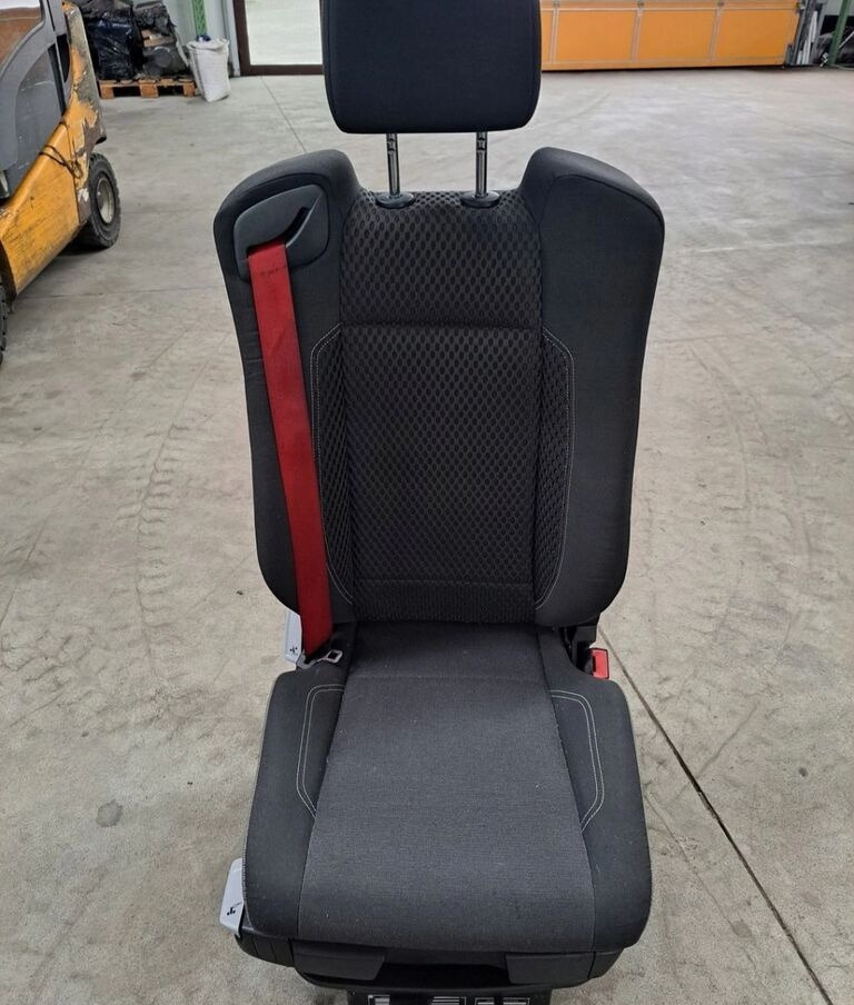 RENAULT FOTEL SIEDZENIE PASAŻERA RENAULT RANGE GAMA T C K - Сиденье для Грузовиков: фото 3 RENAULT FOTEL SIEDZENIE PASAŻERA RENAULT RANGE GAMA T C K - Сиденье для Грузовиков: фото 3