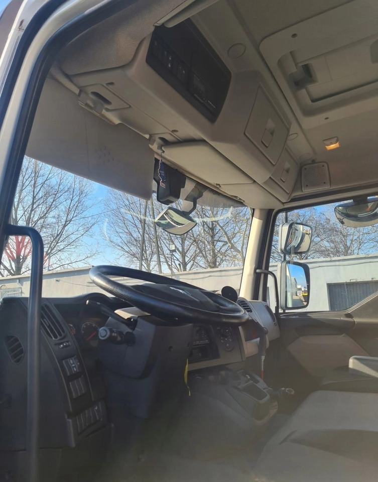 RENAULT KABINA KOMPLETNA RENAULT GAMA D 210 EURO 6 2020 ROK AUTOMAT - Кабина для Грузовиков: фото 4 RENAULT KABINA KOMPLETNA RENAULT GAMA D 210 EURO 6 2020 ROK AUTOMAT - Кабина для Грузовиков: фото 4