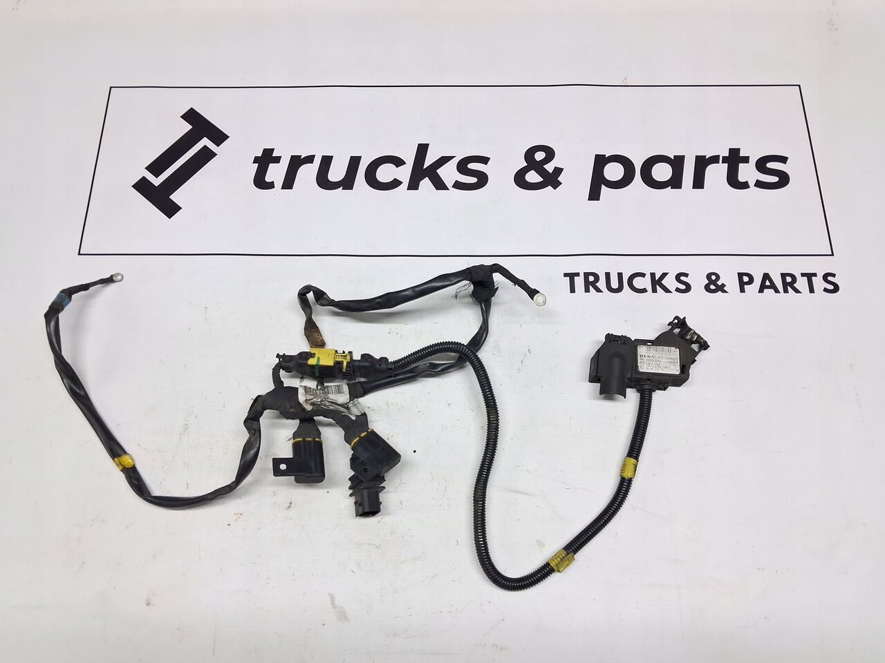 RENAULT KLEMA SENSOR CZUJNIK AKUMULATORA Z WIĄZKA RENAULT GAMA RANGE T - Электрическая система для Грузовиков: фото 1 RENAULT KLEMA SENSOR CZUJNIK AKUMULATORA Z WIĄZKA RENAULT GAMA RANGE T - Электрическая система для Грузовиков: фото 1