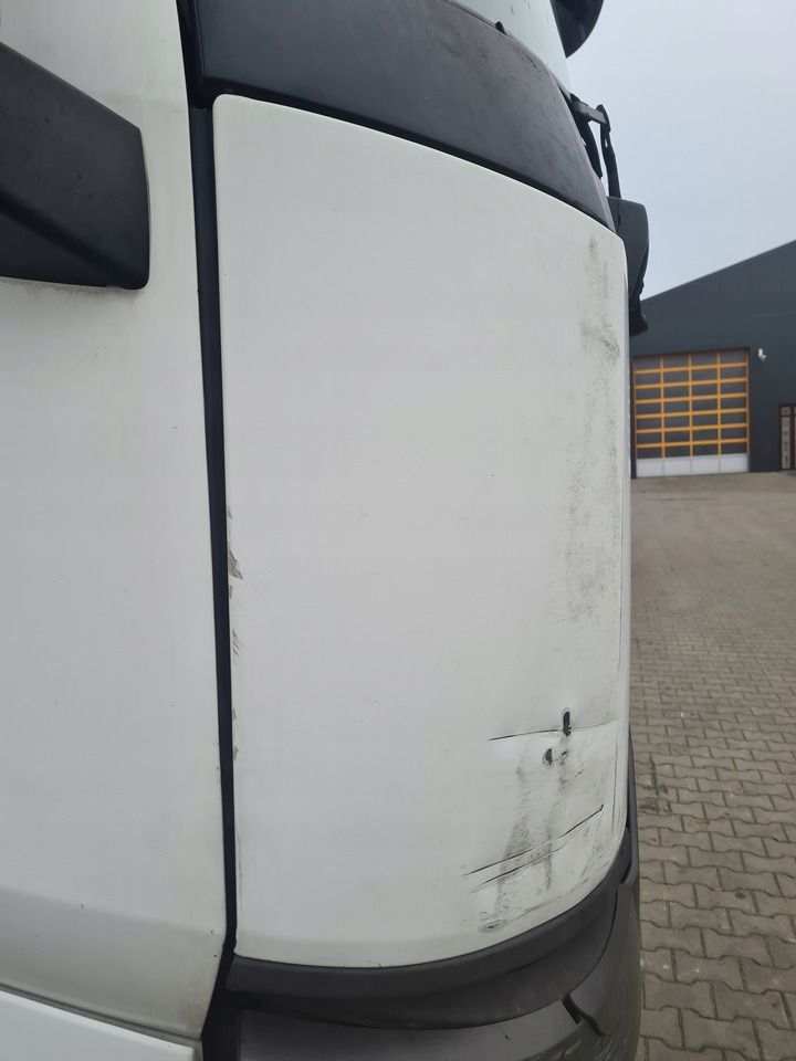 RENAULT MASKA ATRAPA PRZÓD KABINY RENAULT GAMA T RANGE EURO 6 - Капот для Грузовиков: фото 5 RENAULT MASKA ATRAPA PRZÓD KABINY RENAULT GAMA T RANGE EURO 6 - Капот для Грузовиков: фото 5