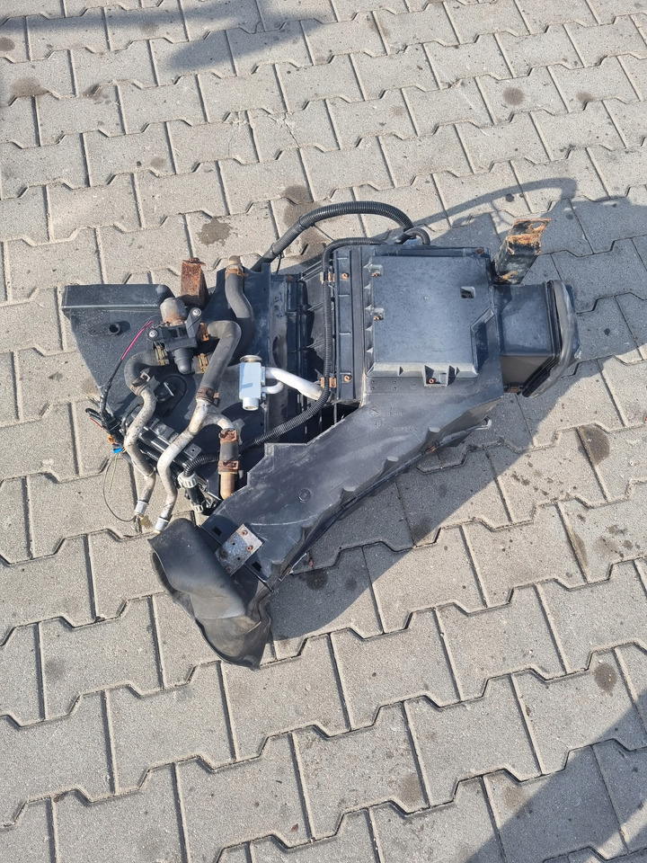 RENAULT NAGRZEWNICA RENAULT MAGNUM DXI LIFT VEGA - Отопление/ Вентиляция для Грузовиков: фото 1 RENAULT NAGRZEWNICA RENAULT MAGNUM DXI LIFT VEGA - Отопление/ Вентиляция для Грузовиков: фото 1