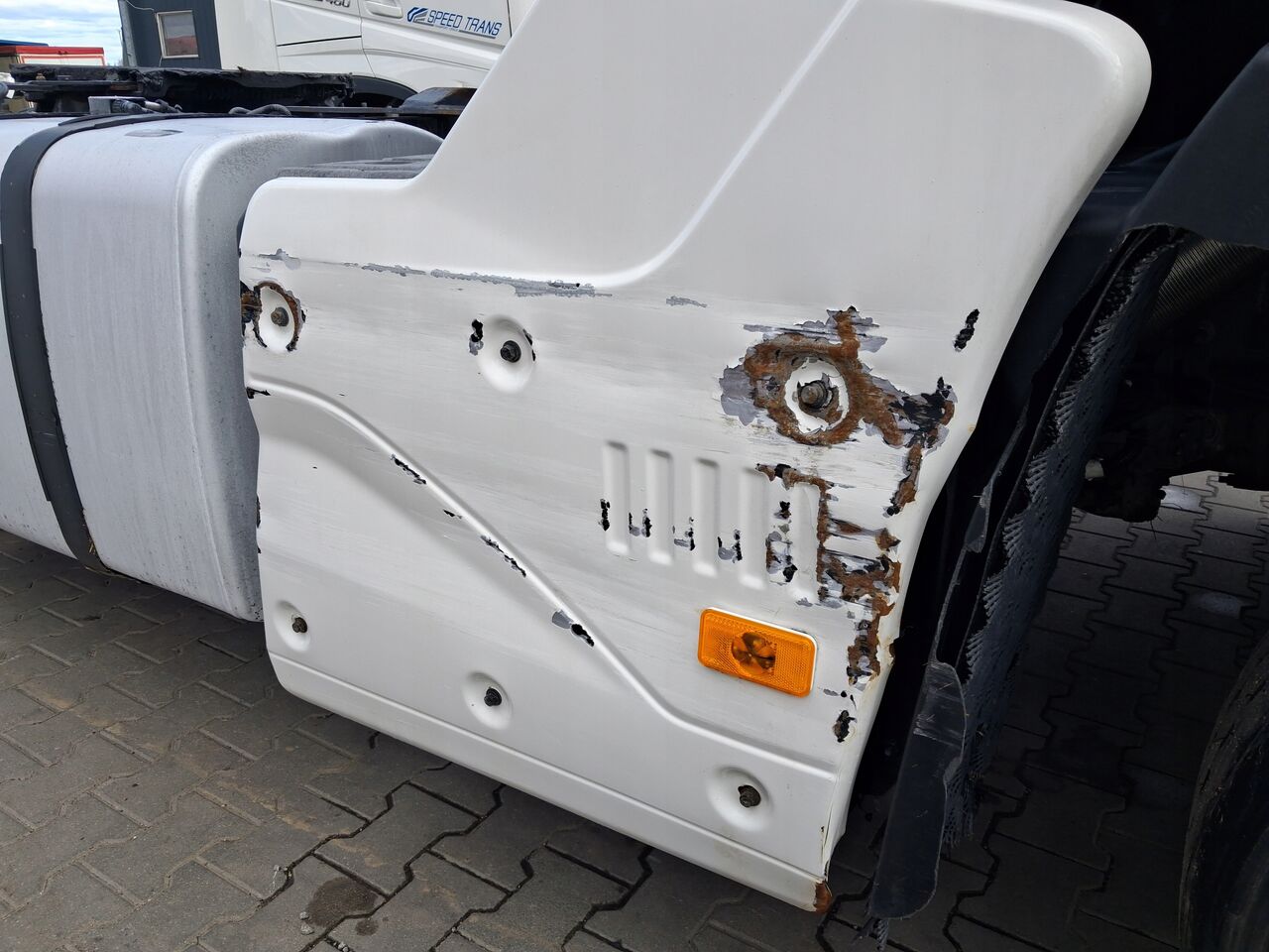 RENAULT OSŁONA BLACHA KATALIZATORA TŁUMIKA BOCZNA RENAULT GAMA T C RANGE - Кузов и экстерьер для Грузовиков: фото 5 RENAULT OSŁONA BLACHA KATALIZATORA TŁUMIKA BOCZNA RENAULT GAMA T C RANGE - Кузов и экстерьер для Грузовиков: фото 5