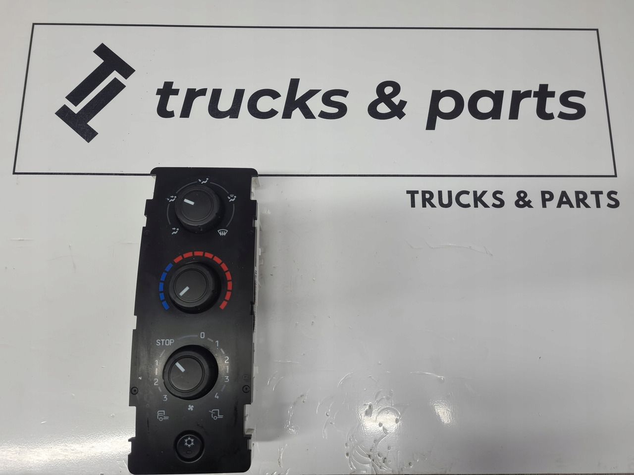 RENAULT PANEL KLIMATYZACJI NAWIEWU RENAULT DXI LIFT GAMA D WIDE VOLVO FL FE LIFT - Отопление/ Вентиляция для Грузовиков: фото 1 RENAULT PANEL KLIMATYZACJI NAWIEWU RENAULT DXI LIFT GAMA D WIDE VOLVO FL FE LIFT - Отопление/ Вентиляция для Грузовиков: фото 1