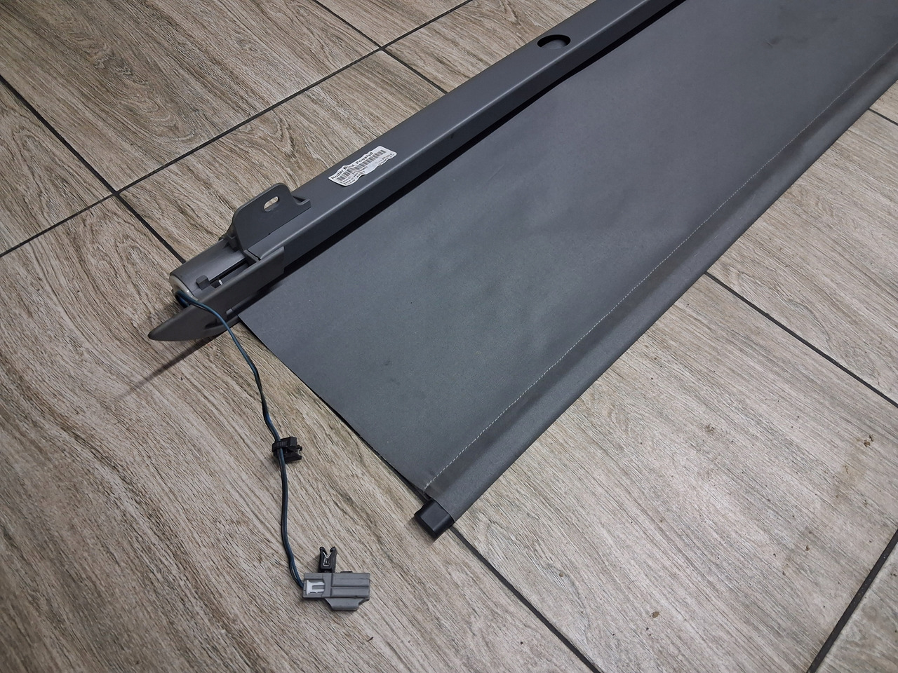 RENAULT ROLETA ELEKTRYCZNA PRZEDNIA ZASŁONA ŻALUZJA CZOŁOWA RENAULT GAMA T - Солнцезащитный козырек для Грузовиков: фото 2 RENAULT ROLETA ELEKTRYCZNA PRZEDNIA ZASŁONA ŻALUZJA CZOŁOWA RENAULT GAMA T - Солнцезащитный козырек для Грузовиков: фото 2