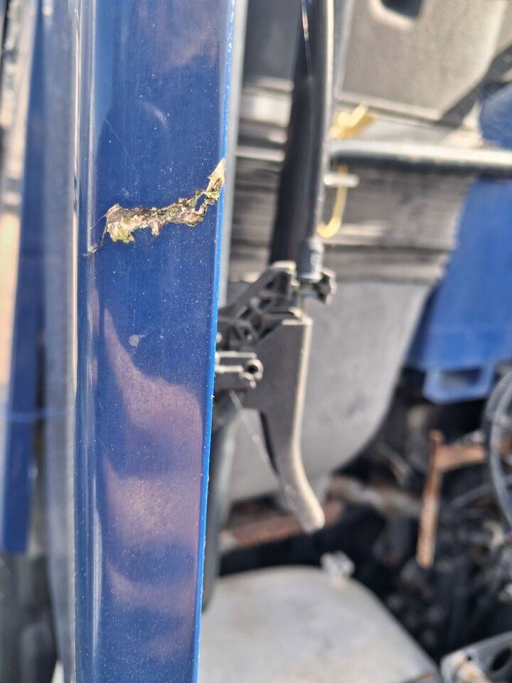 RENAULT SPOILER LEWY OWIEWKA LEWA STELAŻ MOCOWANIE KABINY RENAULT RANGE GAMA T - Аэродинамика/ Спойлеры для Грузовиков: фото 5 RENAULT SPOILER LEWY OWIEWKA LEWA STELAŻ MOCOWANIE KABINY RENAULT RANGE GAMA T - Аэродинамика/ Спойлеры для Грузовиков: фото 5