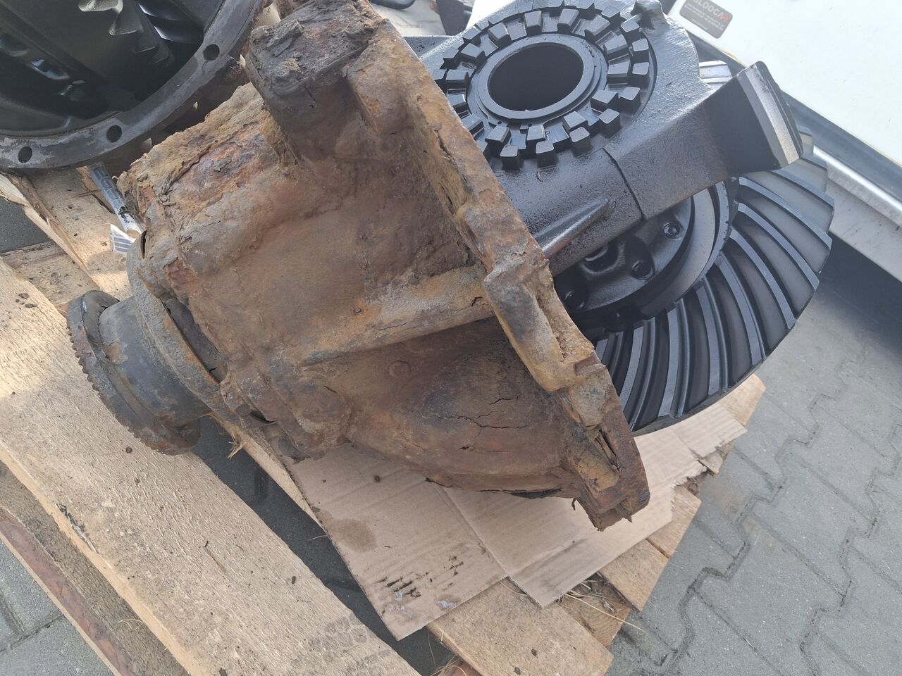 RENAULT WKŁAD MOSTU DYFER GŁÓWKA RENAULT MIDLUM DXI VOLVO FL FE 3,77 34/9 R22.5 - Дифференциал для Грузовиков: фото 2 RENAULT WKŁAD MOSTU DYFER GŁÓWKA RENAULT MIDLUM DXI VOLVO FL FE 3,77 34/9 R22.5 - Дифференциал для Грузовиков: фото 2