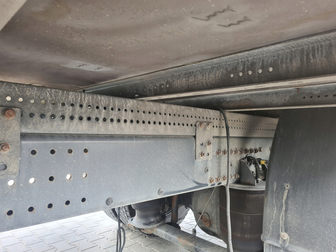 RENAULT ZABUDOWA PAKA PLATFORMA REGULOWANA PODRAMÓWKA 7.25x2.50 - Рама/ Шасси для Грузовиков: фото 5 RENAULT ZABUDOWA PAKA PLATFORMA REGULOWANA PODRAMÓWKA 7.25x2.50 - Рама/ Шасси для Грузовиков: фото 5