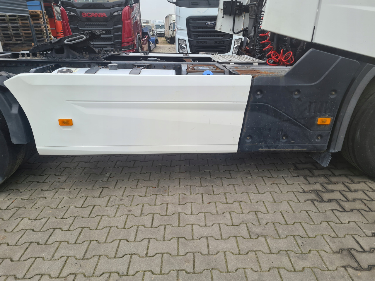 RENAULT ZABUDOWY OSŁONY MIĘDZYOSIOWE MOCOWANIA ORYGINAŁ RENAULT GAMA T RANGE - Аэродинамика/ Спойлеры для Грузовиков: фото 3 RENAULT ZABUDOWY OSŁONY MIĘDZYOSIOWE MOCOWANIA ORYGINAŁ RENAULT GAMA T RANGE - Аэродинамика/ Спойлеры для Грузовиков: фото 3