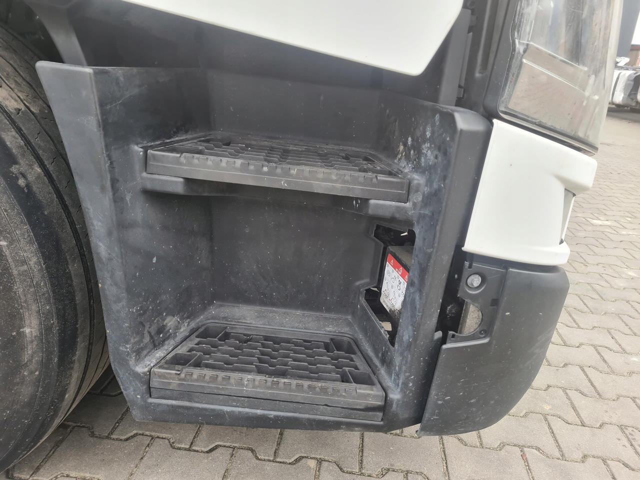 RENAULT ZDERZAK KOMPLETNY PRZÓD LAMPA XENON ATRAPA GRILL BELKA RENAULT GAMA T RANGE - Бампер для Грузовиков: фото 3 RENAULT ZDERZAK KOMPLETNY PRZÓD LAMPA XENON ATRAPA GRILL BELKA RENAULT GAMA T RANGE - Бампер для Грузовиков: фото 3