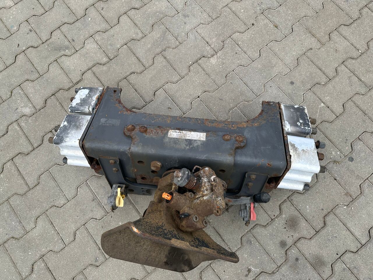 ROCKINGER BELKA ZACZEP HAK ROCKINGER 400G150 KOMPLET RENAULT VOLVO - Рама/ Шасси для Грузовиков: фото 3 ROCKINGER BELKA ZACZEP HAK ROCKINGER 400G150 KOMPLET RENAULT VOLVO - Рама/ Шасси для Грузовиков: фото 3