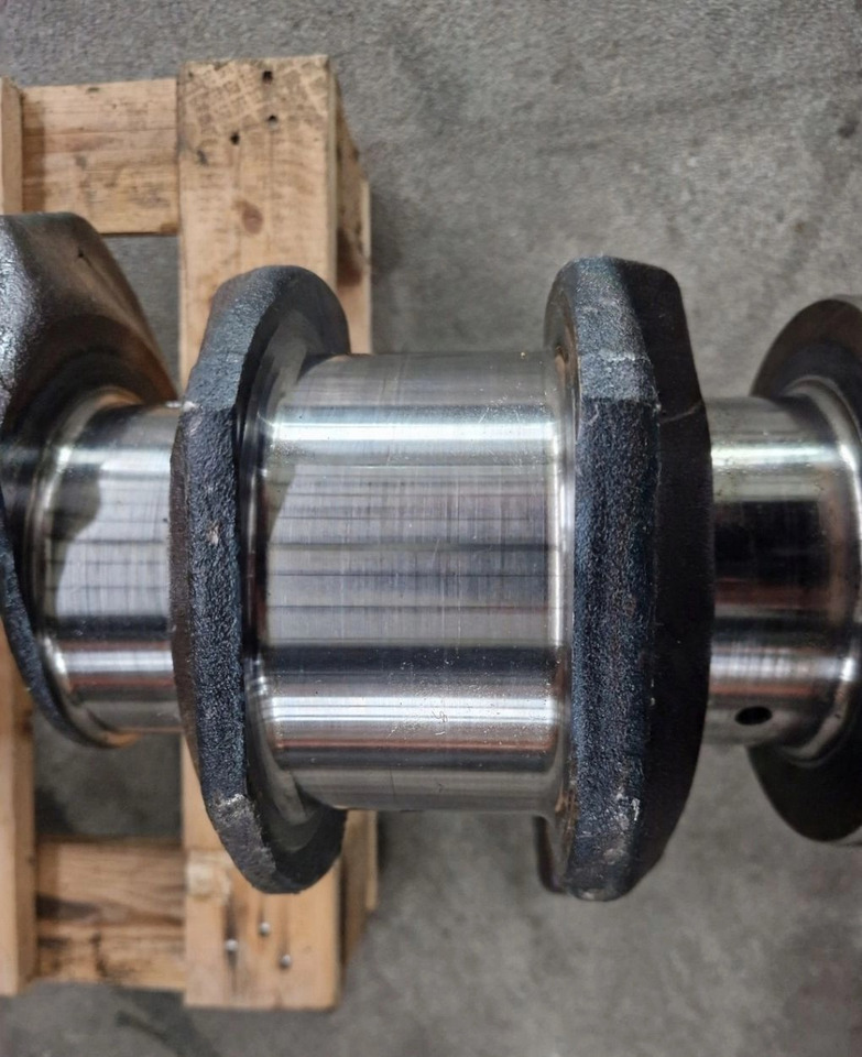 VOLVO 8131247 1620095020441 - Коленчатый вал: фото 3 VOLVO 8131247 1620095020441 - Коленчатый вал: фото 3