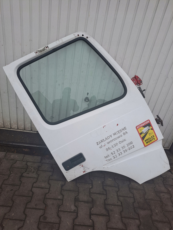 VOLVO DRZWI KOMPLETNE PRAWE VOLVO FM 12 13 - Дверь и запчасти для Грузовиков: фото 1 VOLVO DRZWI KOMPLETNE PRAWE VOLVO FM 12 13 - Дверь и запчасти для Грузовиков: фото 1